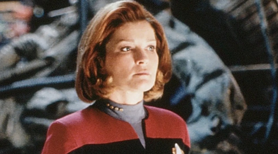 The Star Trek Series Hated by a Vocal Majority Has Become a Streaming Hit That Rivals TNG 12 In 2017, Netflix discovered that Voyager episodes were consistently trending high among viewers.
