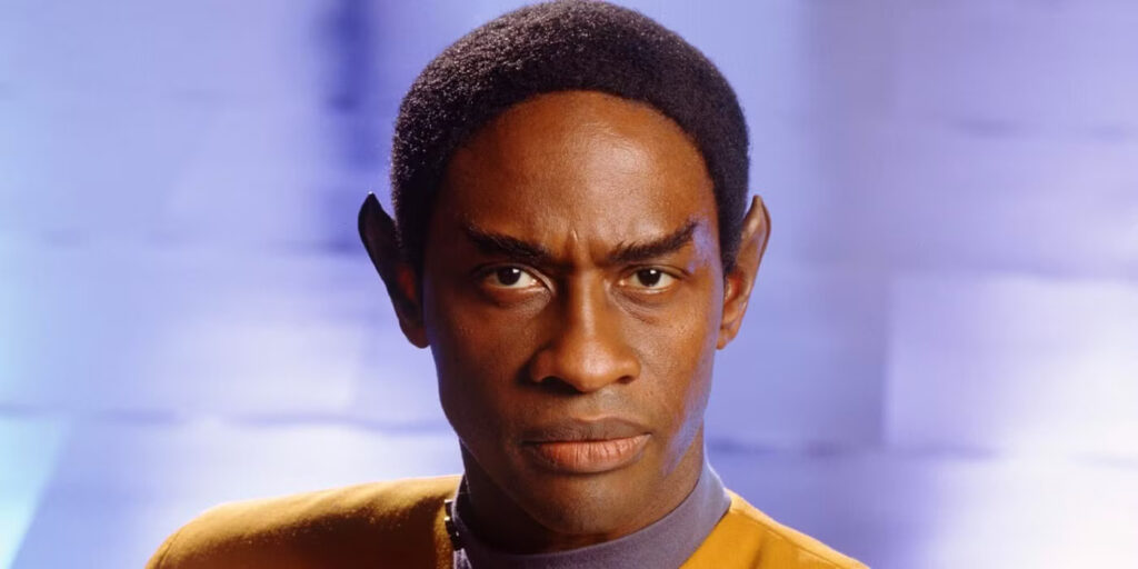 "That kind of dialogue doesn't do anything for me": Voyager Legend Tim Russ Is Glad He Didn't Get a Pivotal Role He Auditioned For in Star Trek: TNG 3 Tim Russ in Sar Trek: Voyager