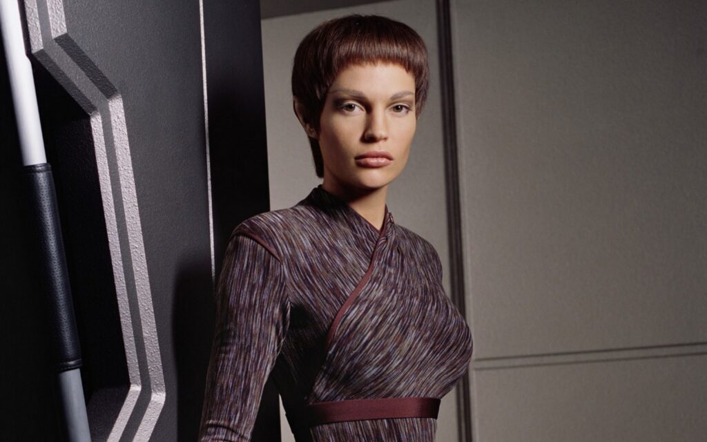 "I'm jaded by my experiences in the modeling industry": Star Trek's Hottest Vulcan Was a Lifelong Sci-fi Fan When She Turned to Acting, Knew Modeling is a Career Death Sentence 9 Jolene Blalock in Star Trek: Enterprise
