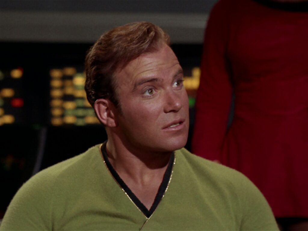 One Of Star Trek: Voyager's Worst Episodes Is Such Grossly Written Incel Fan Fiction That Even William Shatner's Kirk Feels Less Sexist 4 William Shatner played the iconic Captain Kirk in Star Trek: The Original Series.
