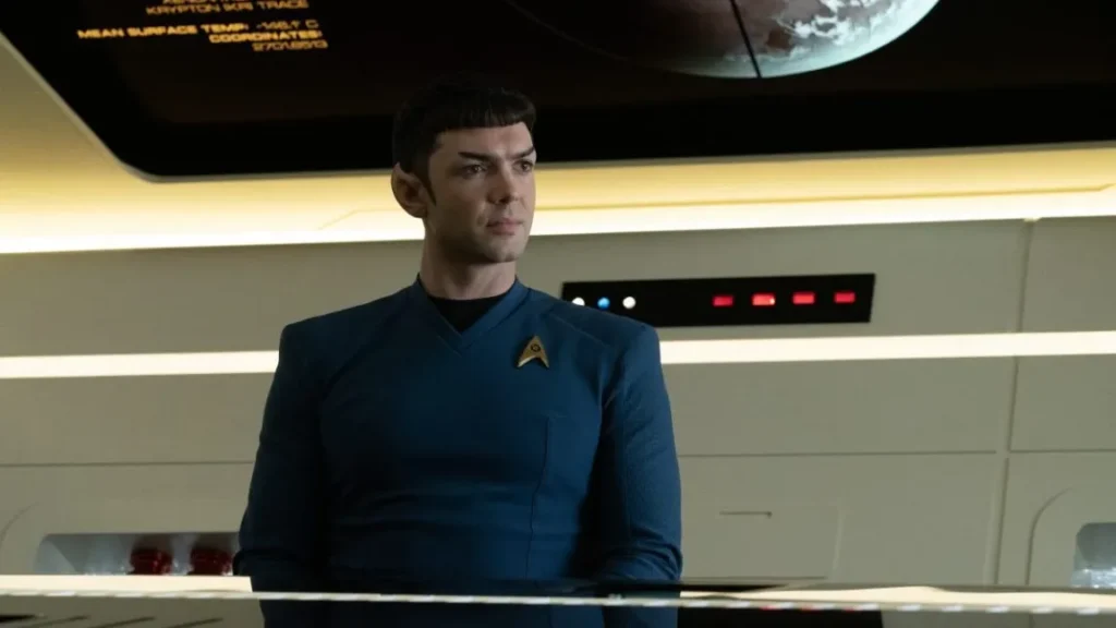 Ethan Peck on Strange New Worlds: I Had the Same “Quite Challenging” Problem That Leonard Nimoy Faced as Spock in Star Trek 2 Ethan Peck looks intently as Spock