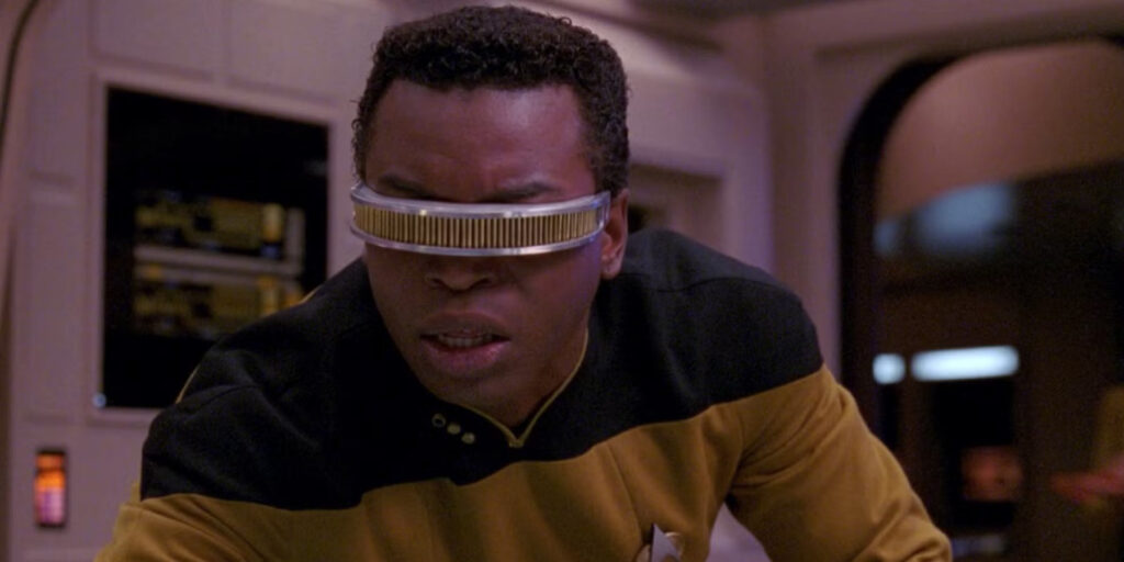 Even Today, My Rage Knows No Bounds for Star Trek: TNG Reserving a Horrible Character Trait for Geordi That’s Infinitely Worse Than Borg Picard 1 Geordi looks pretty frightened in a still from Star Trek: TNG.
