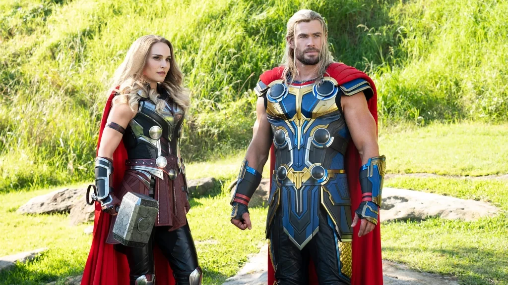 I wasn't there when they filmed”: Thor 4 Star Addresses Atrocious Floating  Head CGI Controversy, Reveals Taika Waititi Filmed it Separately and Put  His Face There - FandomWire