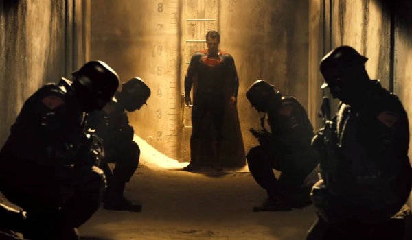 Henry Cavill's Superman falls under the dark influence of Darkseid in the Knightmare timeline
