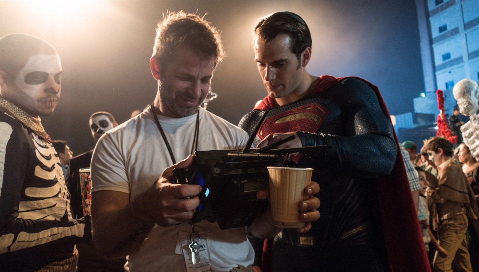 Zack Snyder on the set of Man of Steel with Henry Cavill
