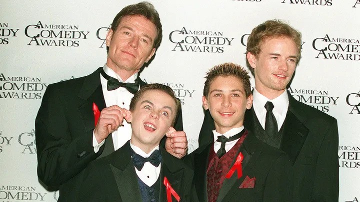 Frankie Muniz with his co-stars from Malcolm in the Middle