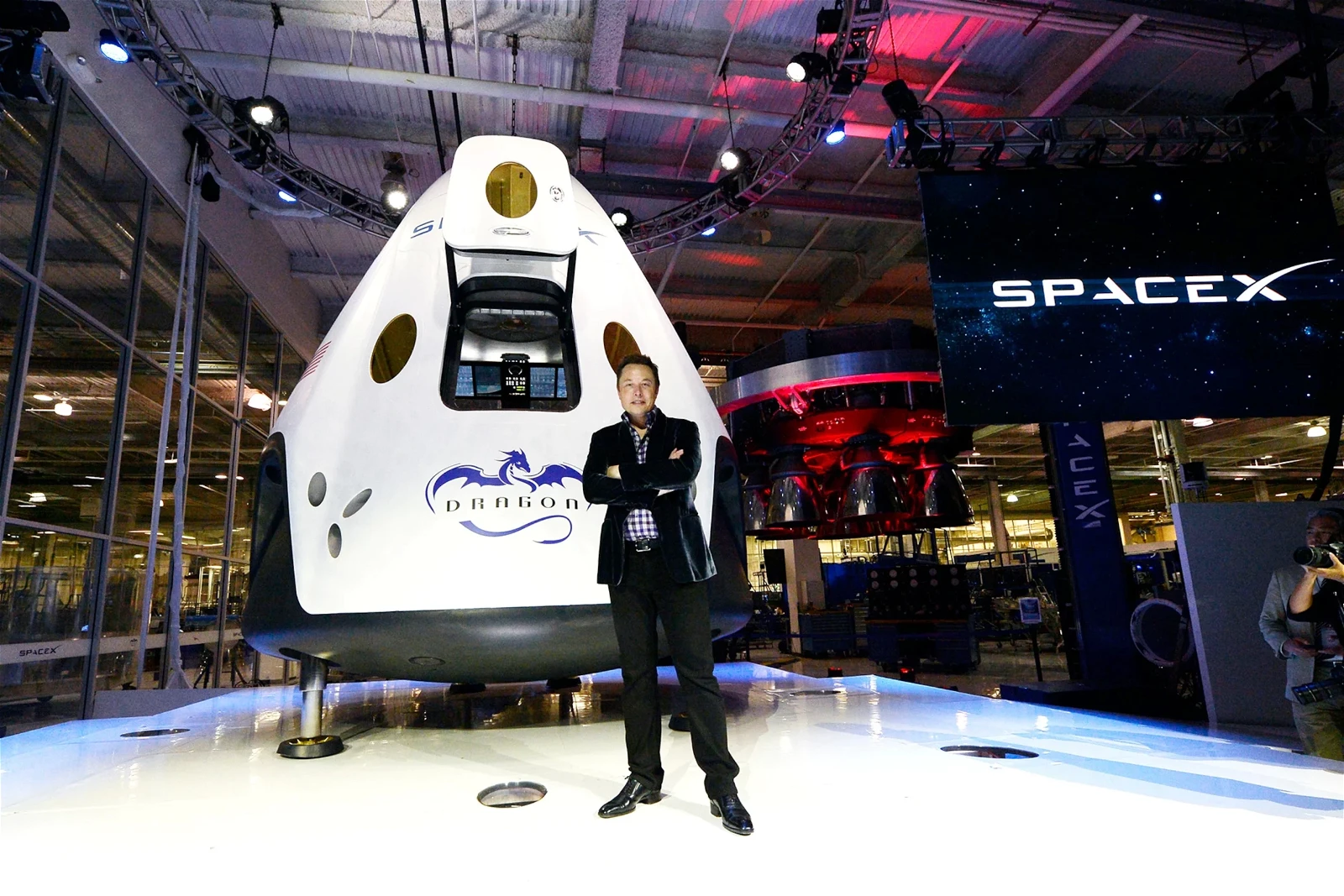 Elon Musk along with the Dragon 2 capsule.
