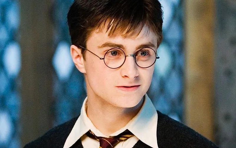Project Hail Mary Author Andy Weir Reveals the Problem With Harry Potter’s Male Characters 3 daniel radcliffe in a close-up scene from harry potter
