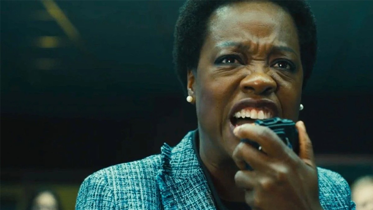 Amanda Waller might stir up trouble for DCUs Metahumans