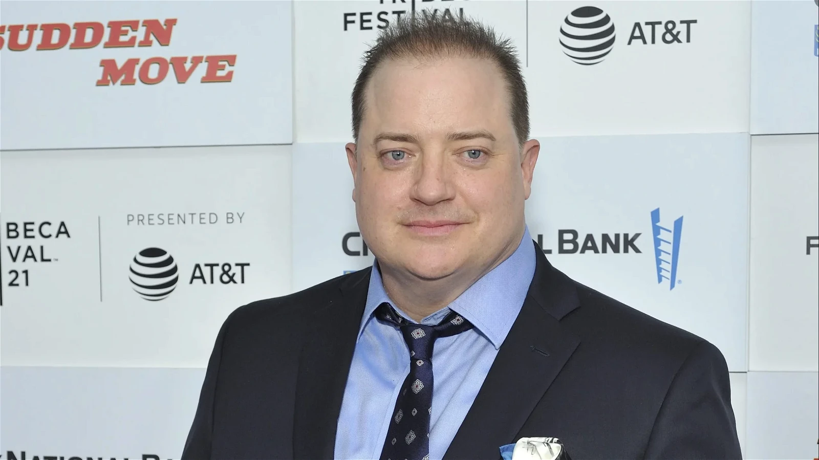 Brendan Fraser's look in The Whale (2022).