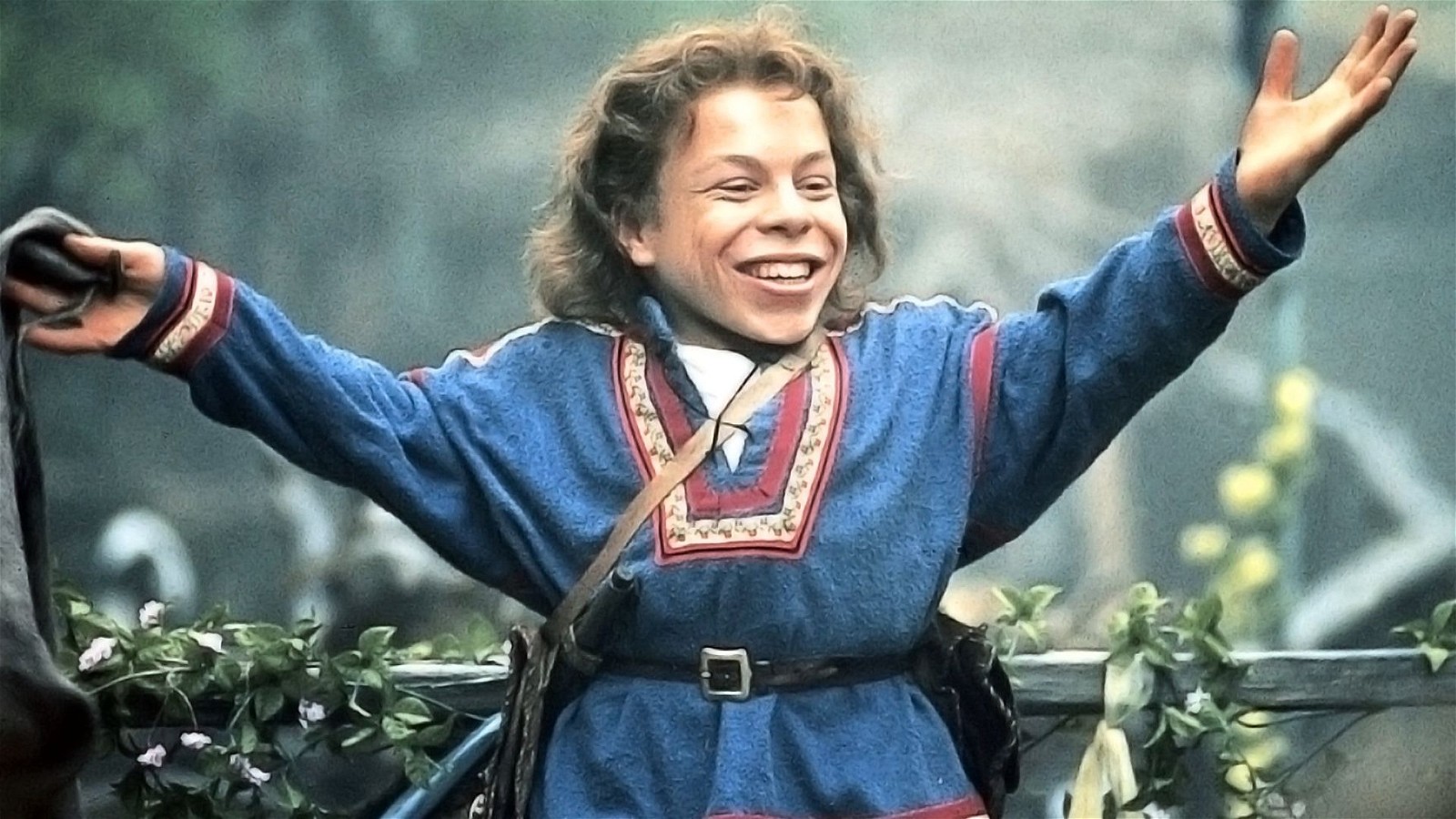 Warwick Davis in and as Willow.