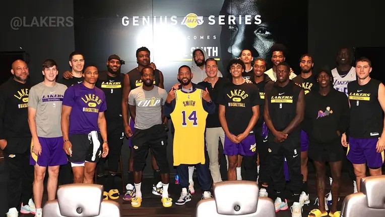 Will Smith visits the Los Angeles Lakers