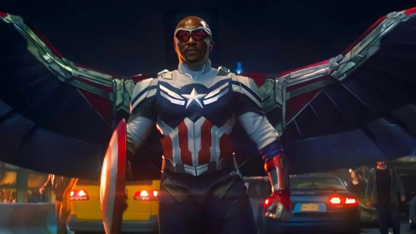 Sam Wilson's Captain America forms one of the New Avengers.