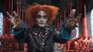 Johnny Depp as Hatter in Alice in Wonderland (2010).