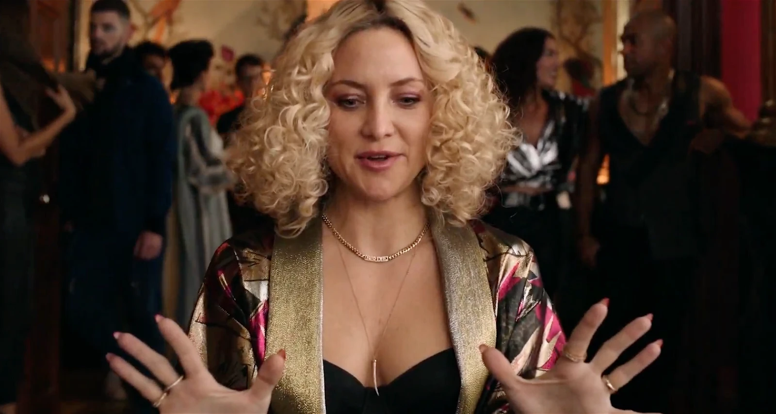 Kate Hudson's look in her recent film Glass Onion