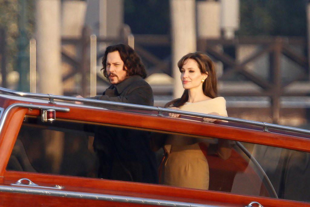 Angelina Jolie and Johnny Depp shooting The Tourist in Venice