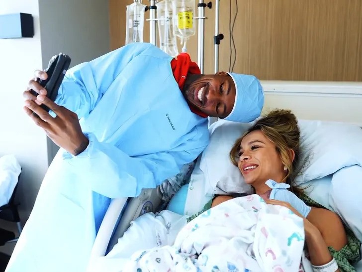Nick Cannon with Alyssa Scott after the birth of Halo Marie Cannon