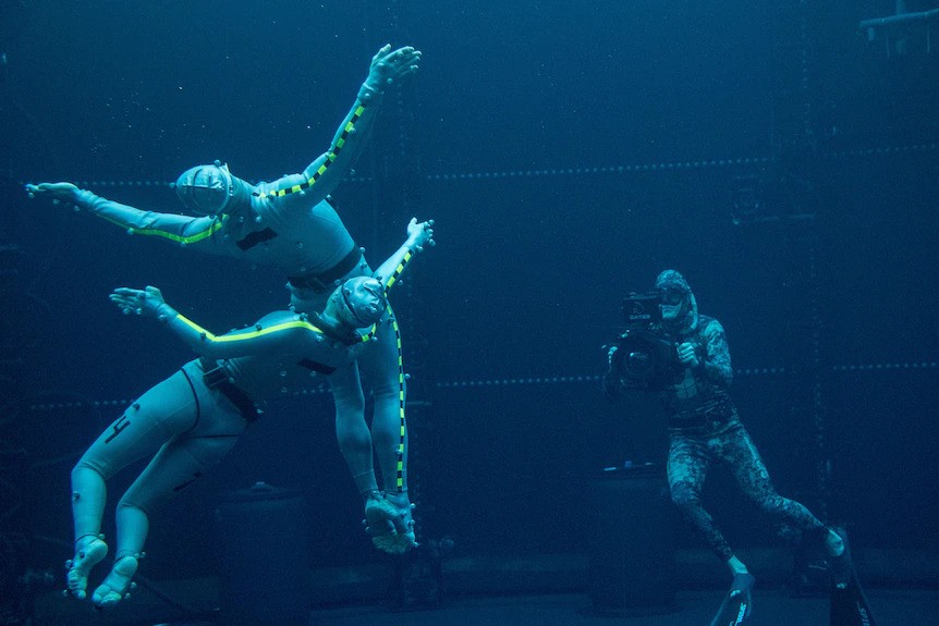 James Cameron films underwater