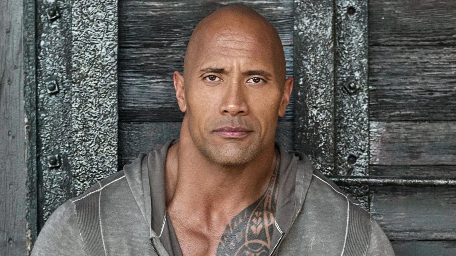 Dwayne Johnson apparently did not smell fresh when kissed by Emily Blunt.