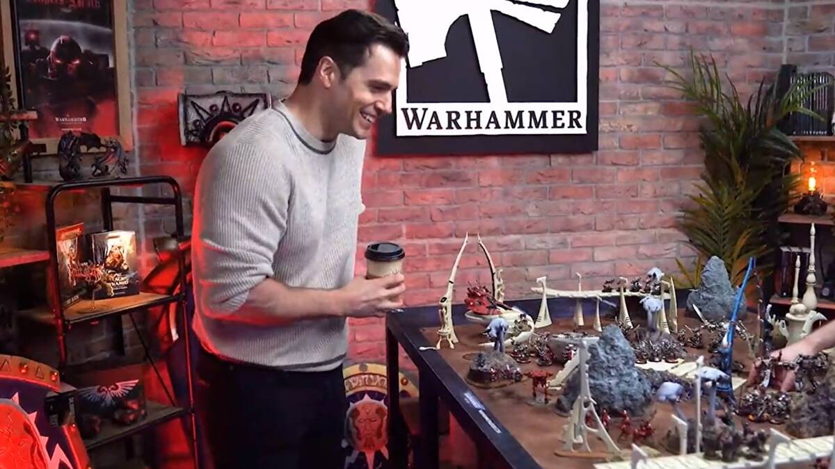 Henry Cavill geeks out over Warhammer