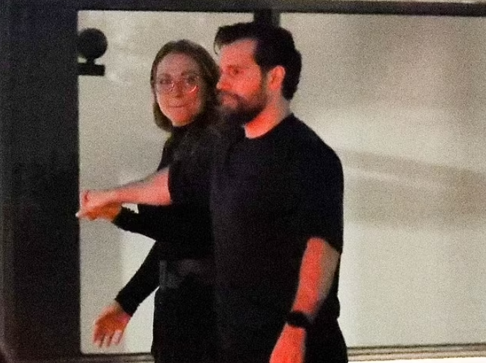 Henry Cavill and Natalie Viscuso spotted on a dinner date 