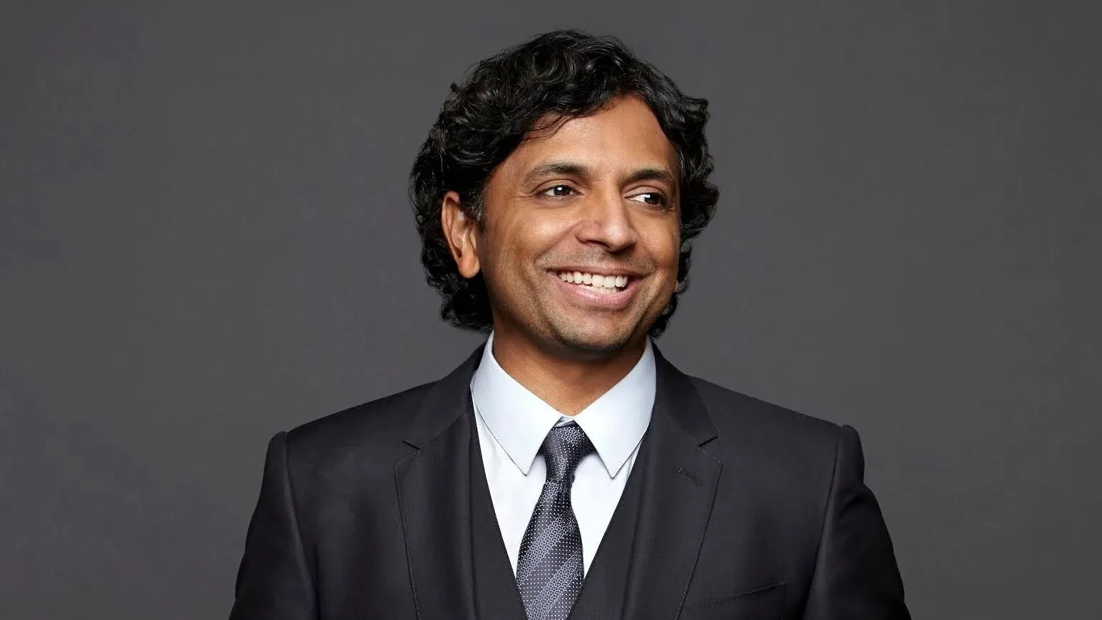 M. Night Shyamalan on X: Had an idea. Pitched it to ⁦@UniversalPics⁩  Feeling incredibly grateful. Inspired by all I work with. Honored to tell  you guys another story in 2024. #16  /
