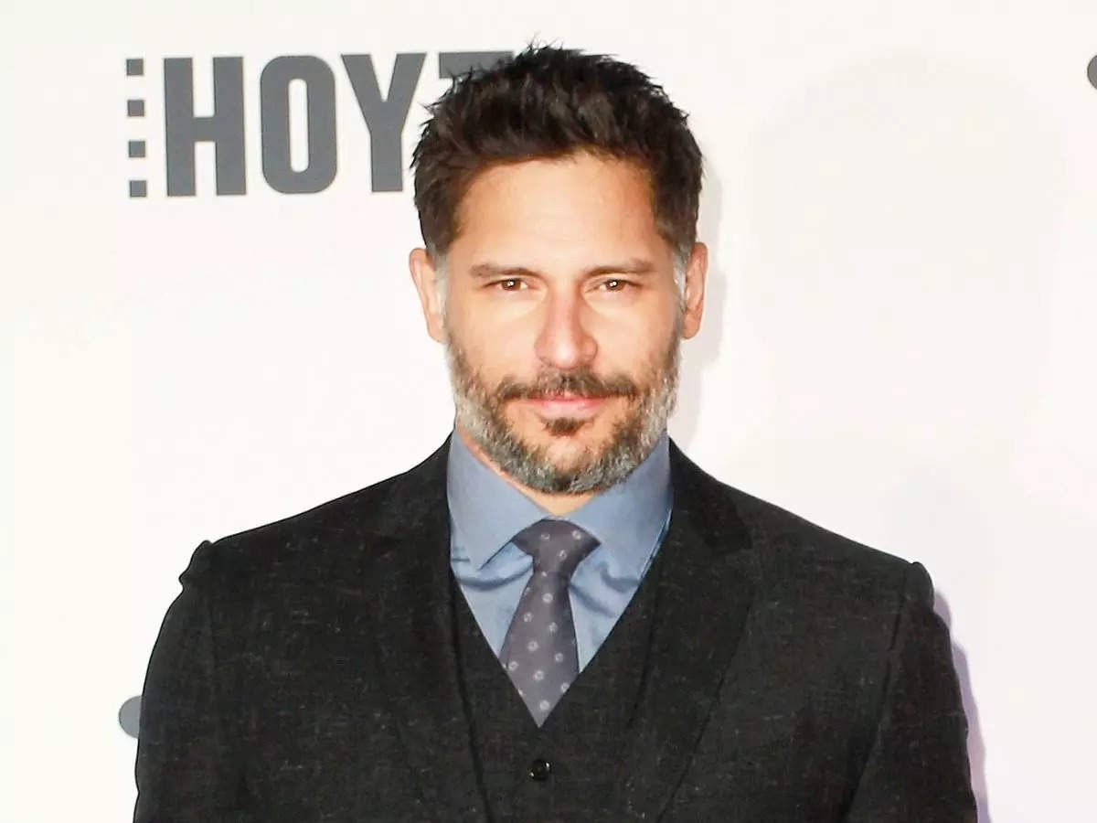 “All of a sudden, I can see myself clearly”: Deathstroke Actor Joe ...