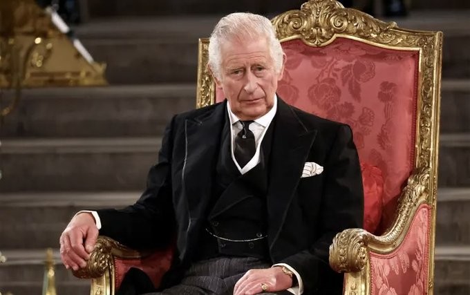 У короля Чарльза диагностирован рак: почему Интернет предсказывает, что британский монарх переродится как ребенок Триши Пэйтас?