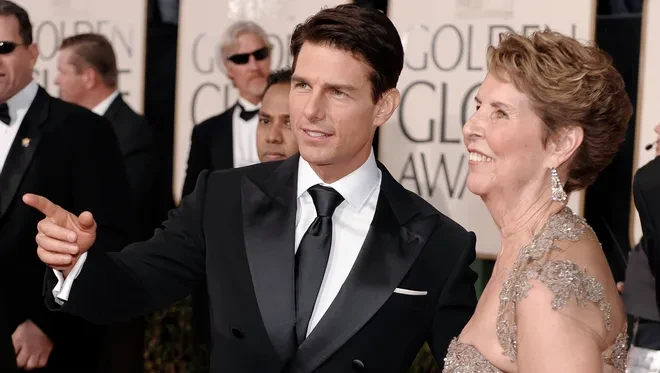 Tom Cruise with his mother, Mary Lee Pfeiffer