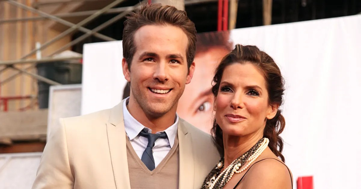 Ryan Reynolds and Sandra Bullock at The Proposal premiere