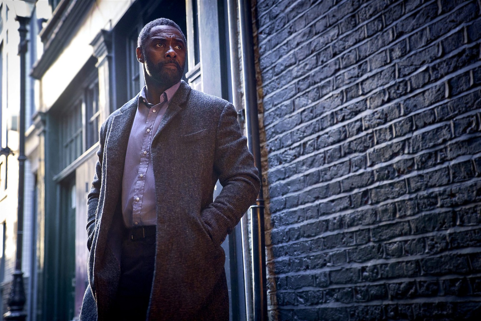 Idris Elba in Luther: The Fallen Sun