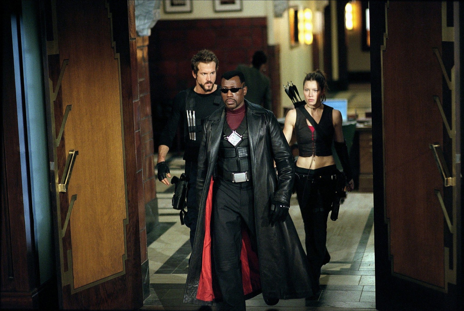 Ryan Reynolds, Wesley Snipes, Jessica Biel in Blade: Trinity (2004)