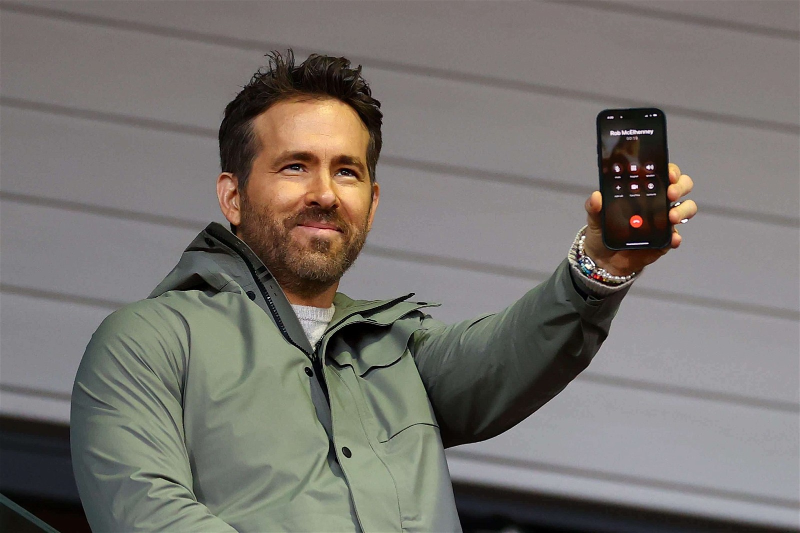 Ryan Reynolds-backed Mint Mobile up for sale