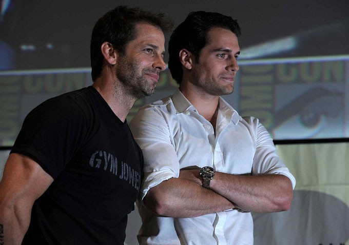 Henry Cavill and Zack Snyder 