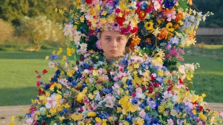 Florence Pugh in May Queen gown from Midsommar
