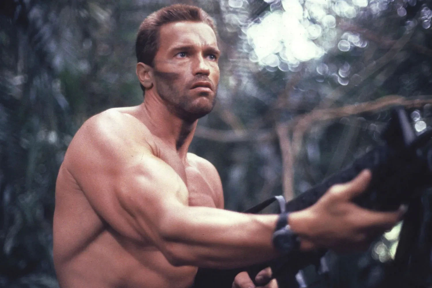 Arnold Schwarzengger in Predator (1987).