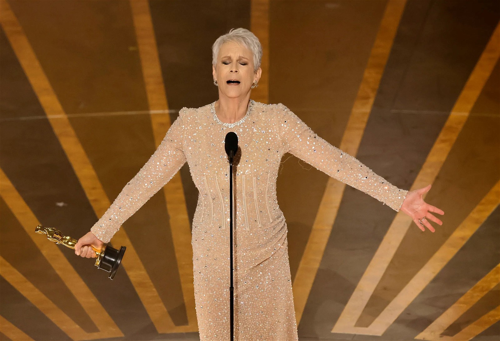 Jamie Lee Curtis wins Oscars for Everything Everywhere All at Once