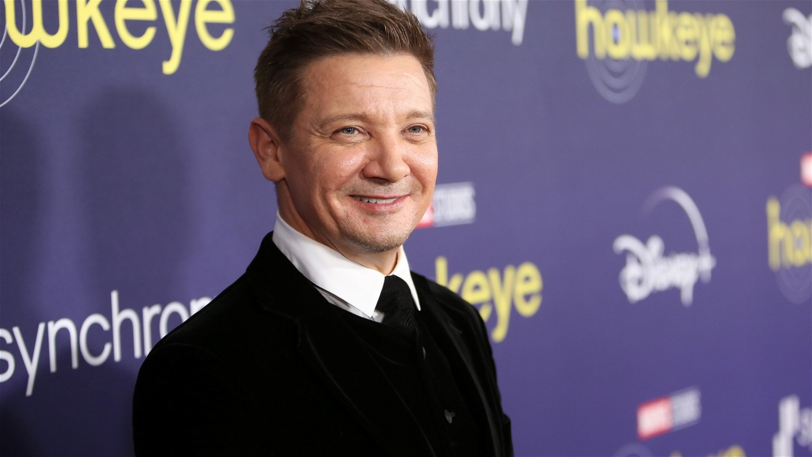 Jeremy Renner at the premiere of Hawkeye