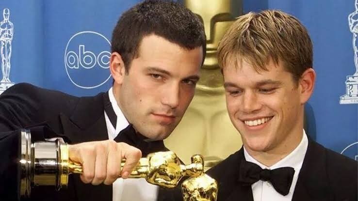 Matt Damon and Ben Affleck with their Oscars for Good Will Hunting