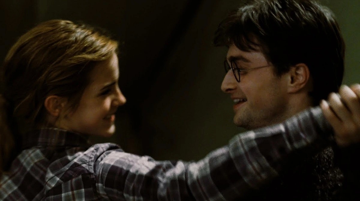 Harry and Hermione in Deathly Hallows Part 1