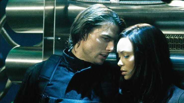 Thandie Newton and Tom Cruise in Mission Impossible 2