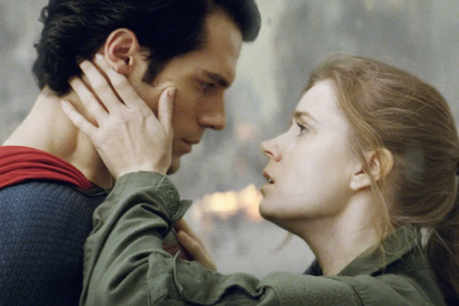 Henry Cavill and Amy Adams as Superman and Lois Lane 