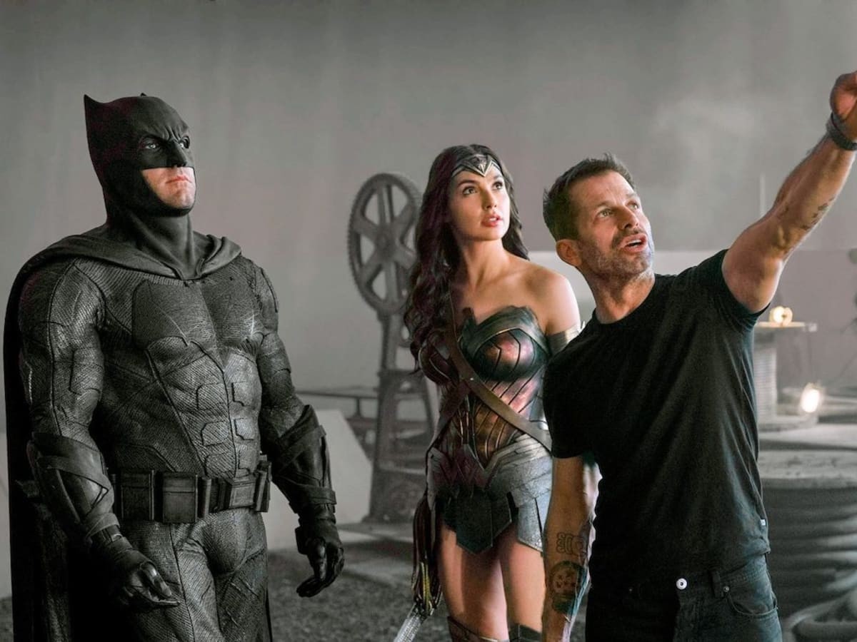 Zack Snyder on the set of Justice League