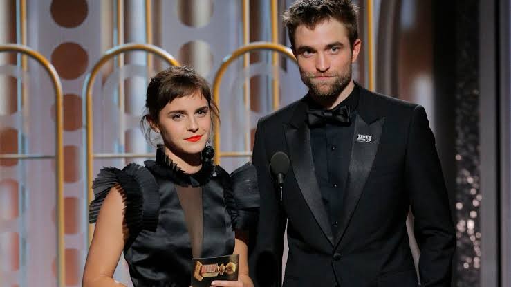Emma Watson and Robert Pattinson at the 2018 Golden Globes