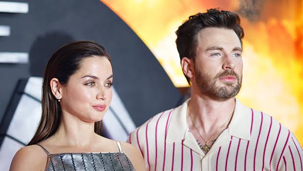 Chris Evans and Ana de Armas 