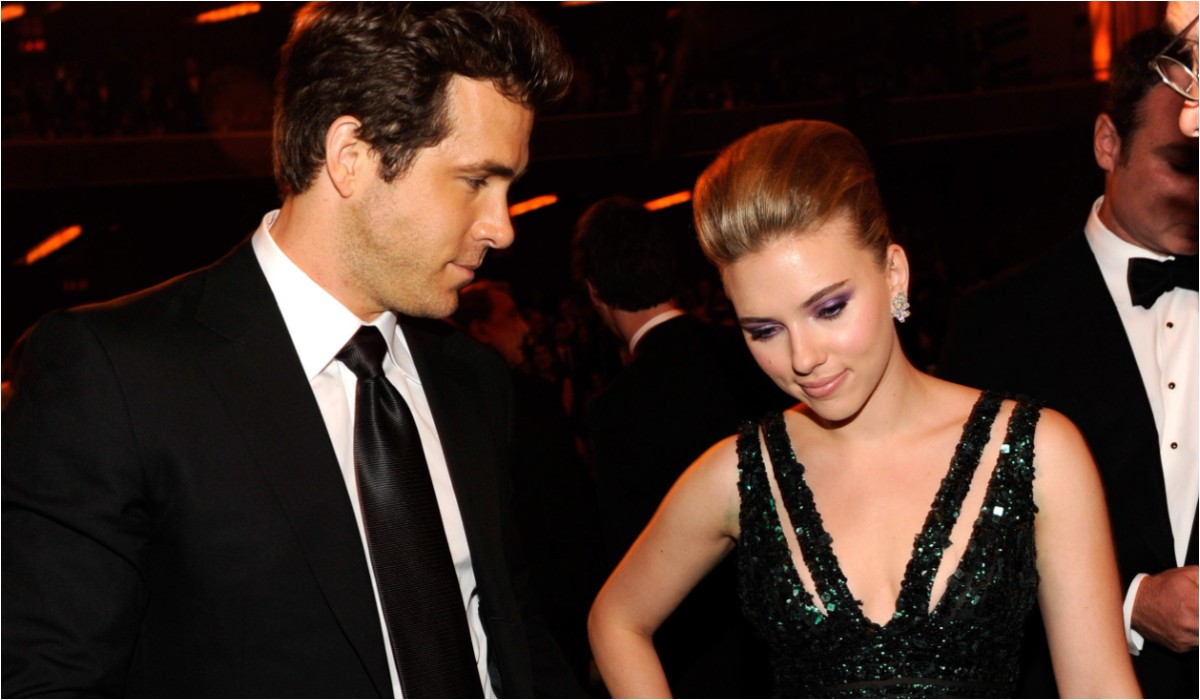 Scarlett Johansson with Ryan Reynolds