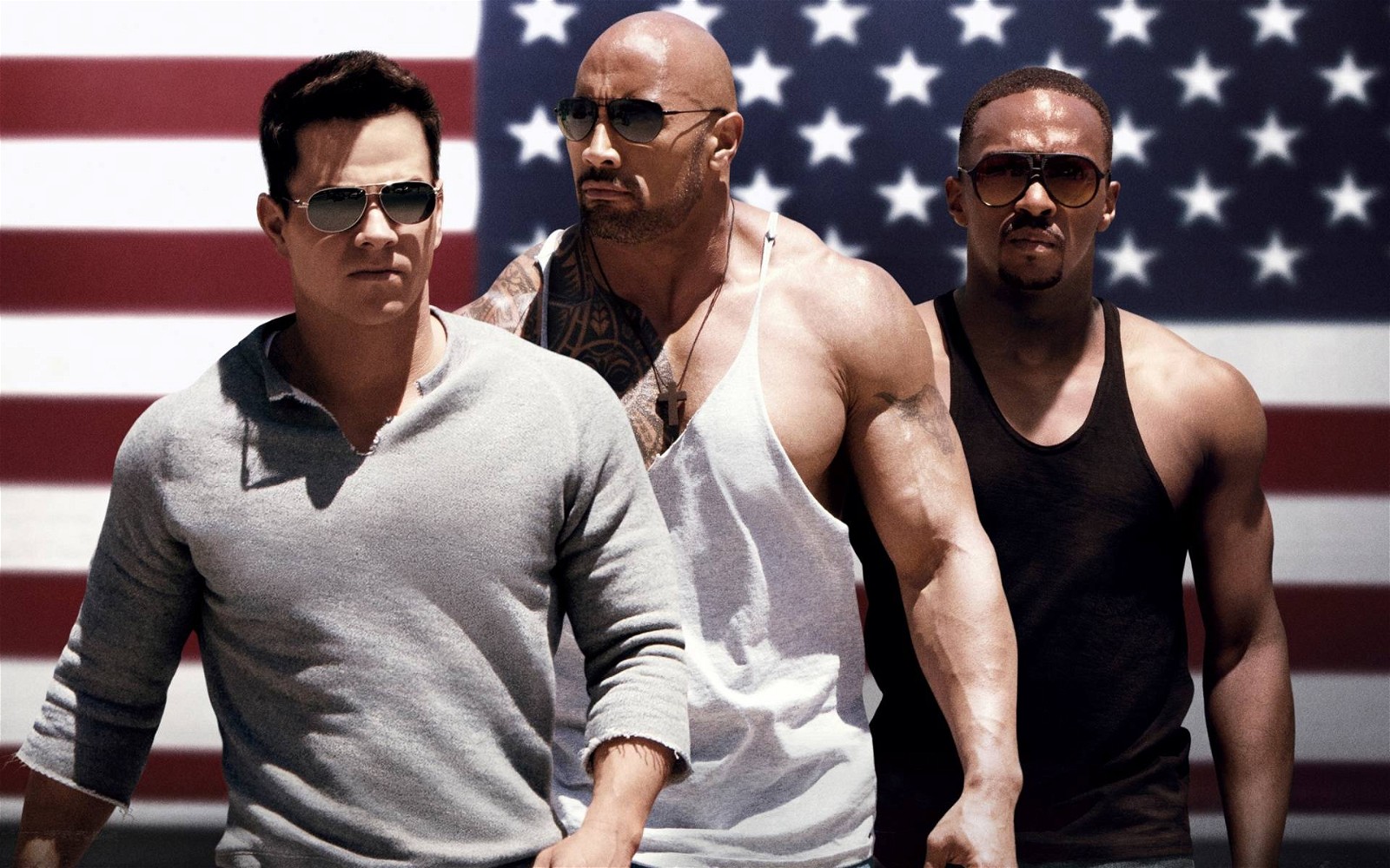 Mark Wahlberg, Dwayne Johnson, and Anthony Mackie in Pain & Gain