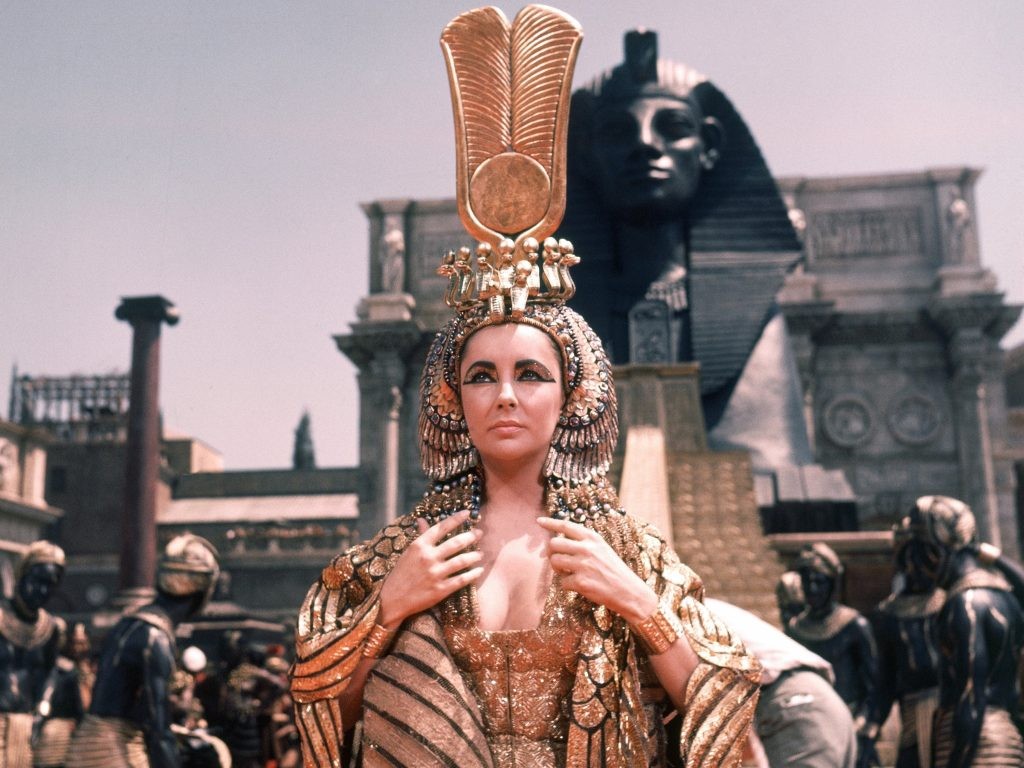 Elizabeth Taylor in Cleopatra (1963)