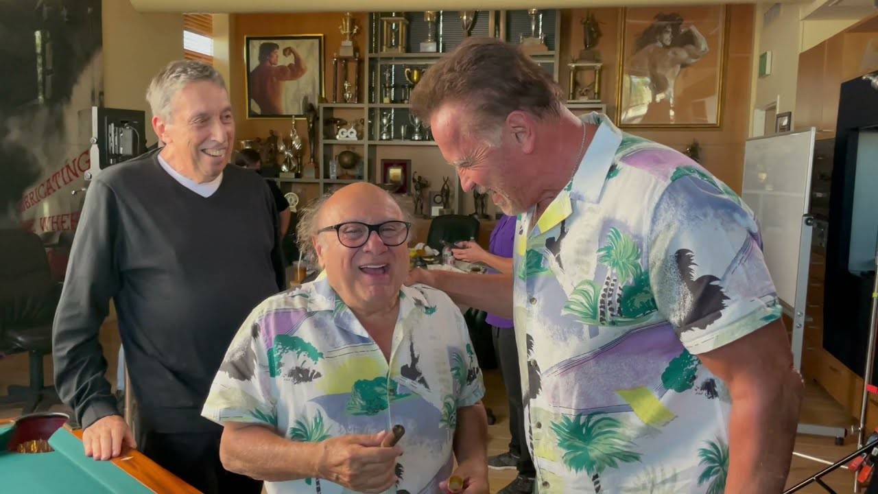 Danny DeVito and Arnold Schwarzenegger with Twins director