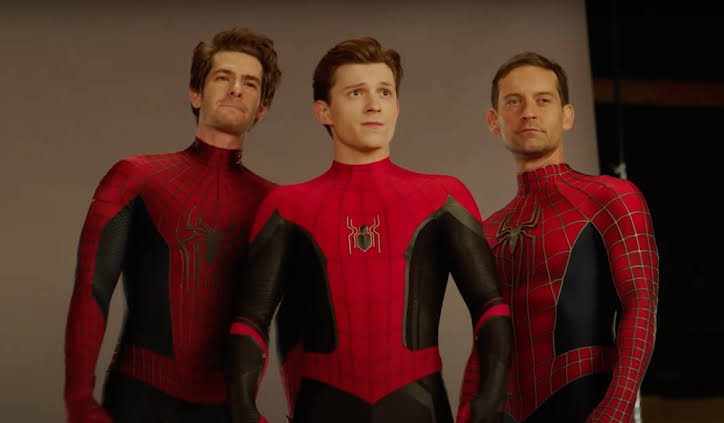 Andrew Garfield, Tobey Maguire, and Tom Holland in Spider-Man: No Way Home bts